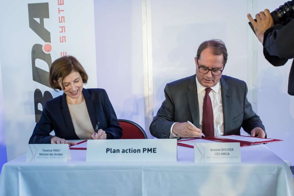 De gauche à droite : Florence Parly, ministre des Armées, Antoine Bouvier, président de MBDA