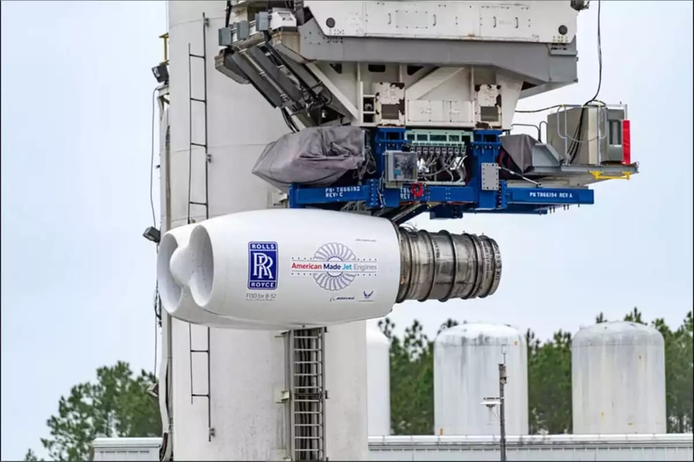La nacelle double F130 sur le banc d'essai de Rolls-Royce au Stenis Space Center.