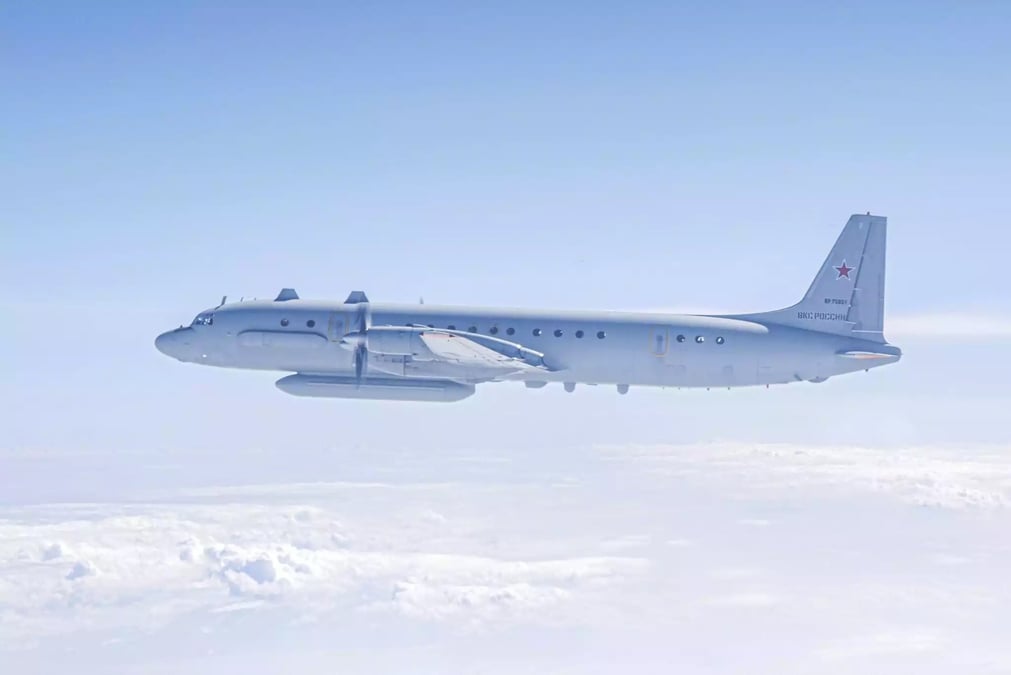 Il-20M intercepté par les Eurofighters allemands en mer Baltique.