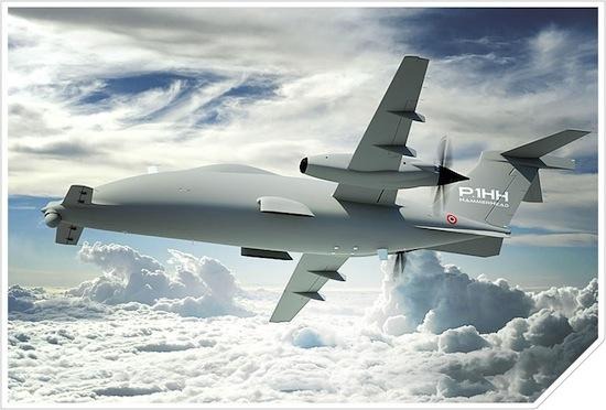 Leonardo est parvenu à opérer le drone P.1 HH grâce à une liaison satellitaire.