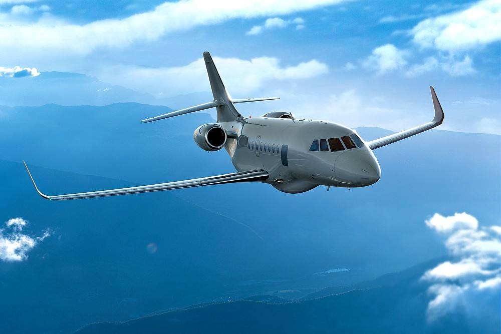 Falcon 2000 MRA.