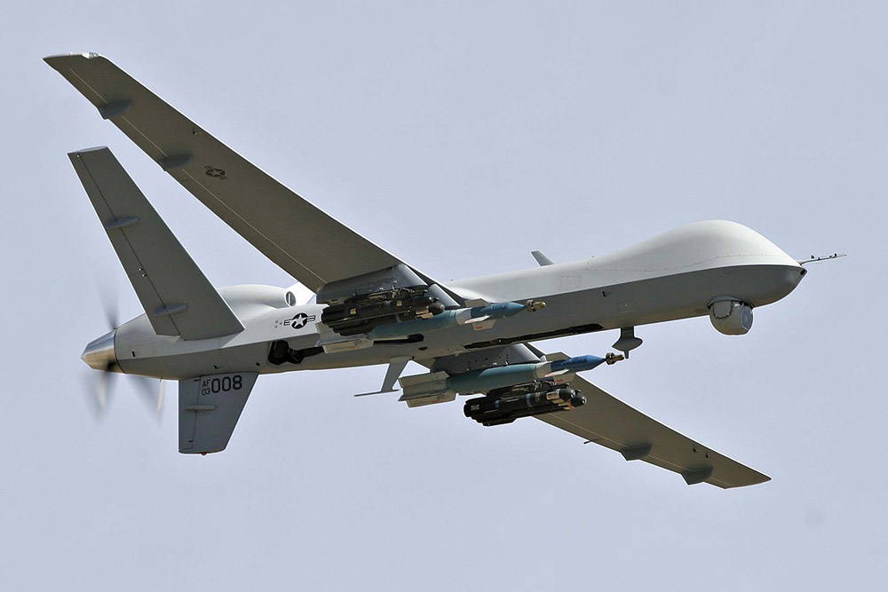 Le Reaper emporte déjà de l'armement air-sol.