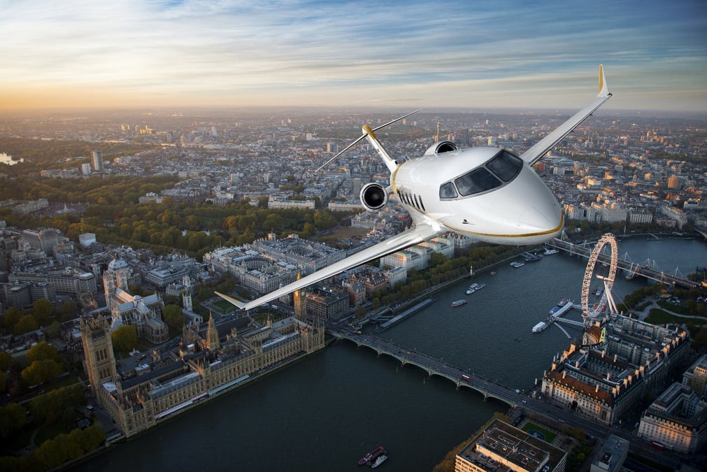 Le Bombardier Challenger 350 pourra bientôt atterrir à l'aéroport de London City Airport.