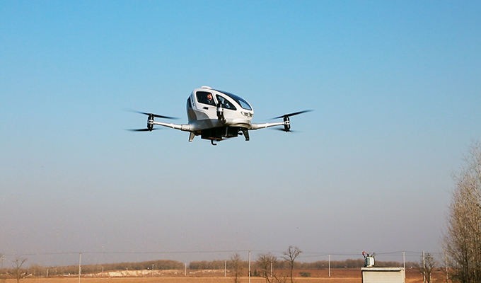 L'Ehang 184 AAV peut emporter plus de 200 kilos.