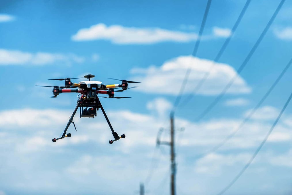 Drone America a développé le drone NavX. Il répond, entre autres, aux besoins des forces de l'ordre et des équipes de sécurité.