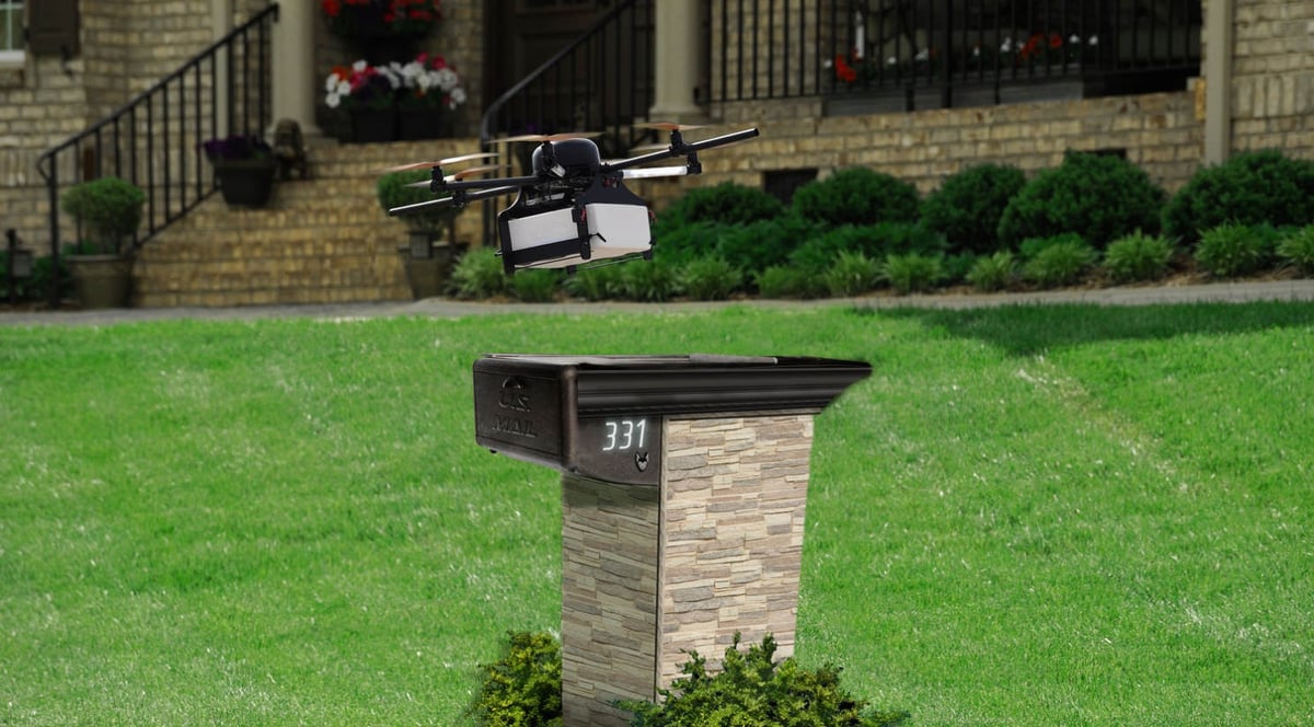 La station permet au drone de se poser et de déposer son colis.