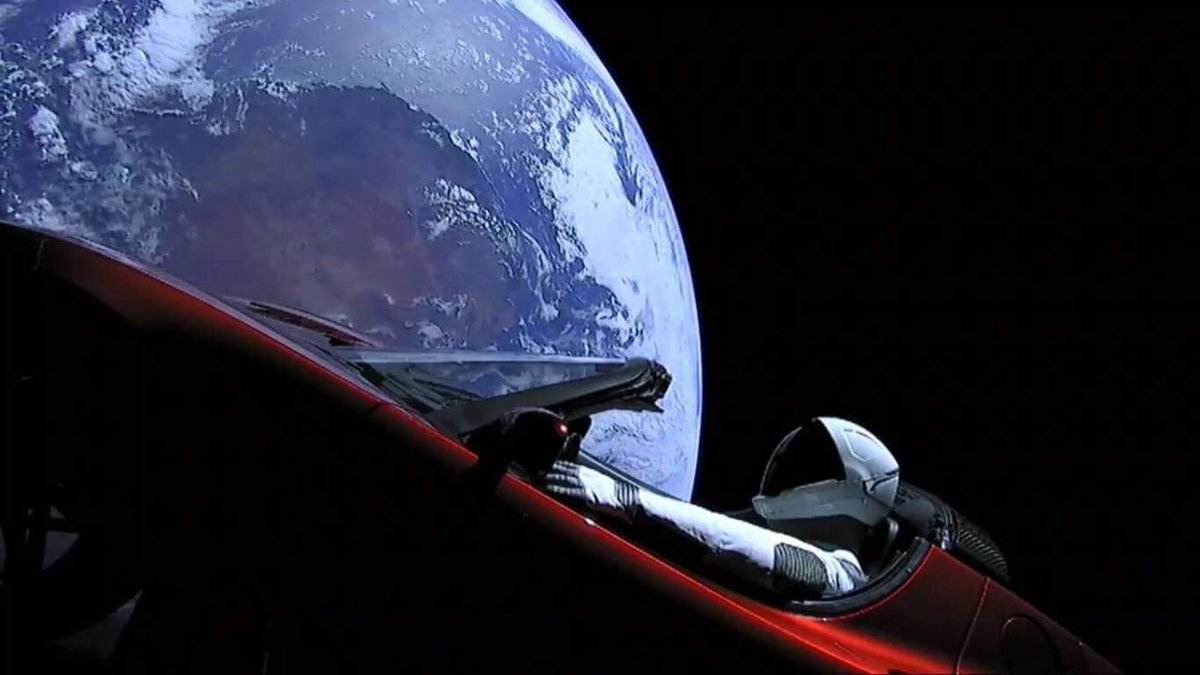 "Vous pouvez dire que c'est vrai parce que ça a l'air tellement faux, nous aurions de bien meilleurs effets spéciaux si c'était faux." (Elon Musk)