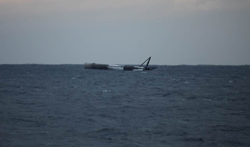 Premier étage du Falcon 9 dérivant au large de la Floride.