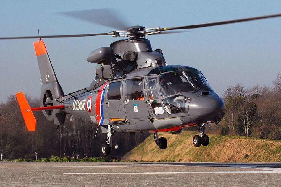 Pendant quatre ans, Engie Ineo et NHV assureront le MCO des Dauphin du ministère des Armées.