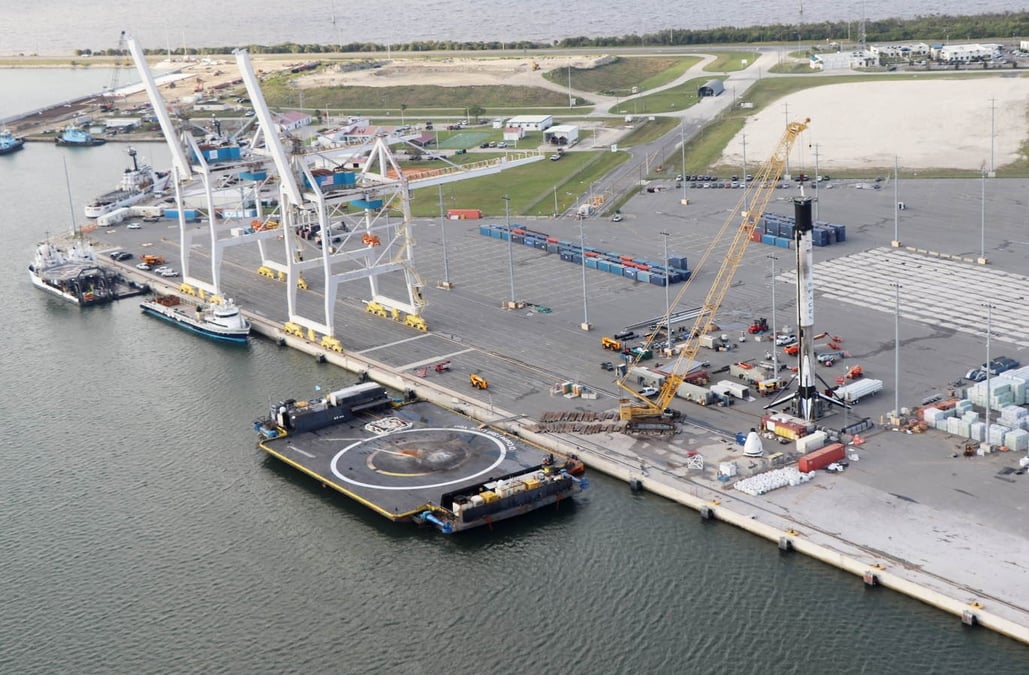 L'arrivée d'étages à Port Canaveral est devenue un spectacle prisé par les passionnés