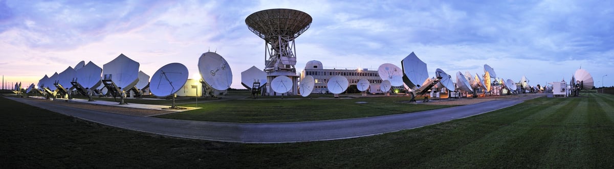 Antennes de réception de l'opérateur Eutelsat.
