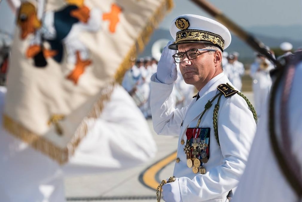Une cérémonie de passation a eu lieu sur la base d'aéronautique navale de Hyères.