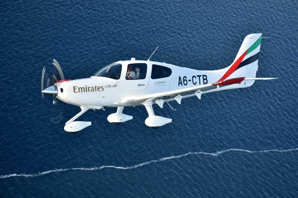 Cirrus SR22 G6.