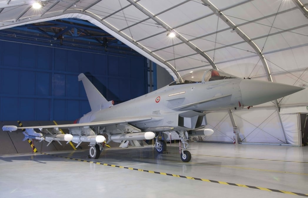 Le Typhoon équipé de missiles air-mer Marte de MBDA. Ils donneraient une capacité anti-navire au chasseur