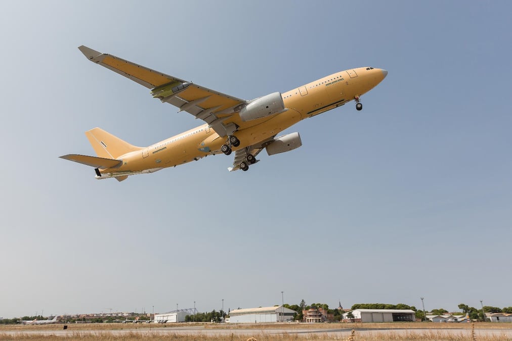 Le premier A330 MRTT français prend son envol.