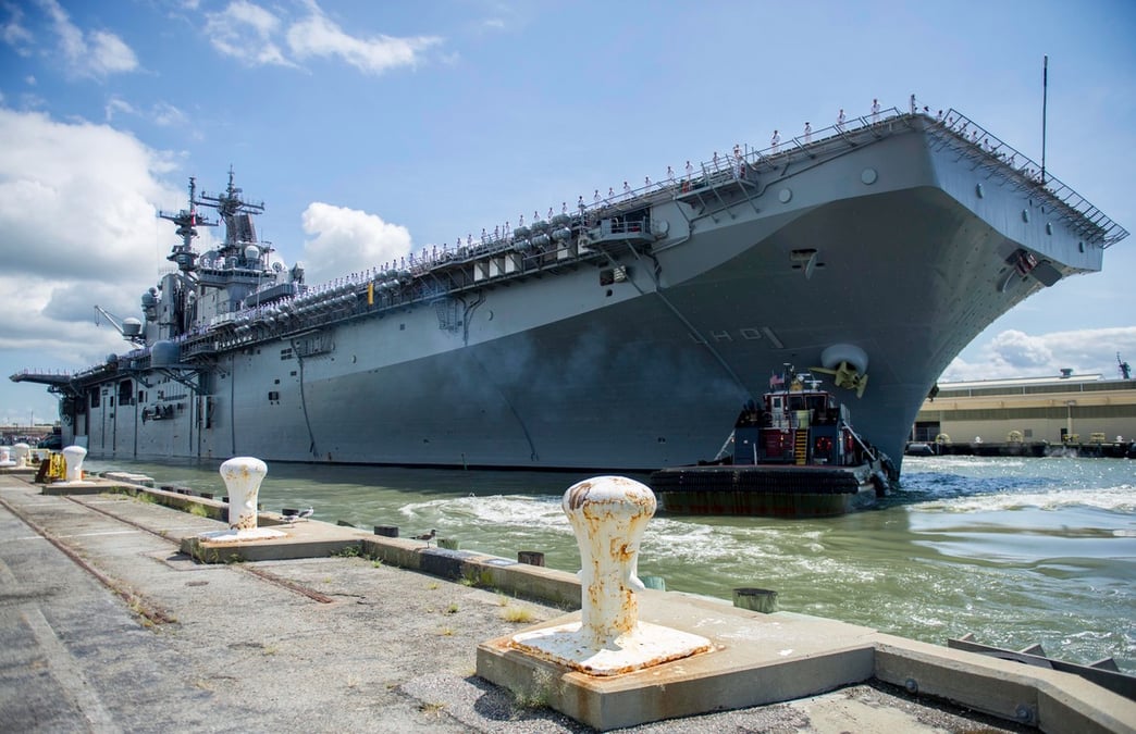 L'USS Wasp appareille pour le Japon