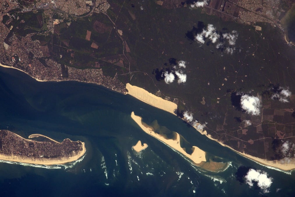 La dune du Pilat sur la côte d’Argent, vue depuis l’ISS.