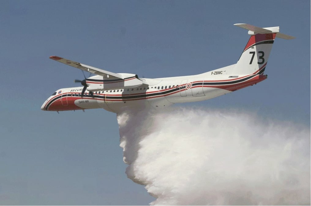 La Sécurité Civile emploie deux Bombardier Q400 en version lutte incendies.