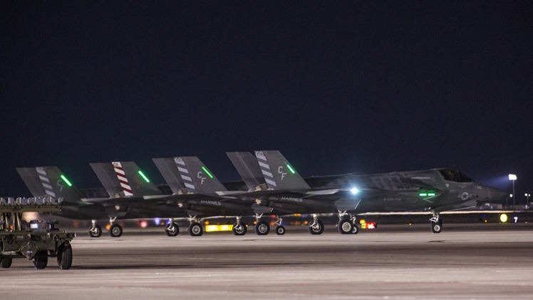 Quatre F-35B de la Marine américaine participent pour la première fois à l'exercice Red Flag.