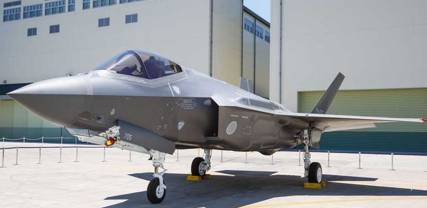 Le premier F-35A assemblé au Japon.