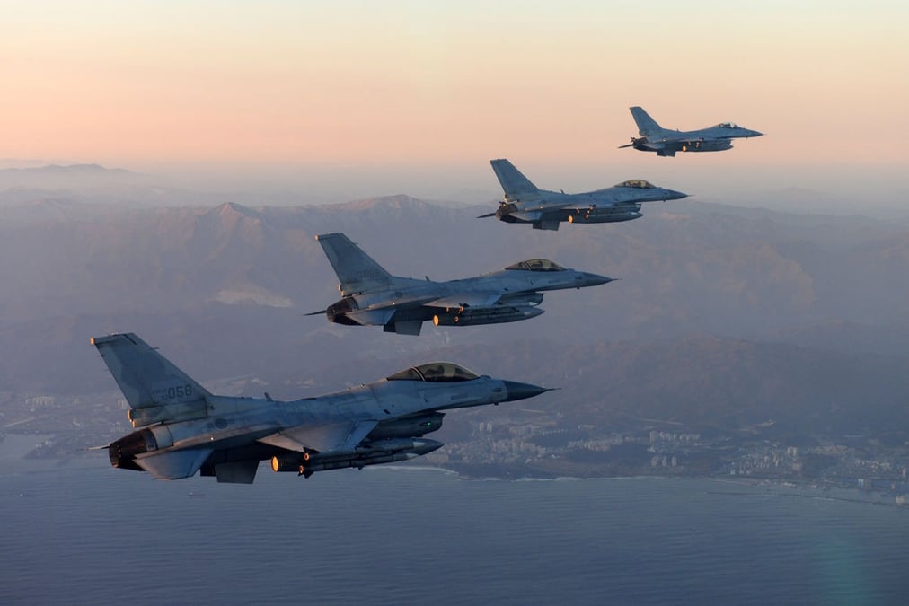 La Corée du Sud déploie 6 F-16 pour l'exercice Red Flag Alaska.