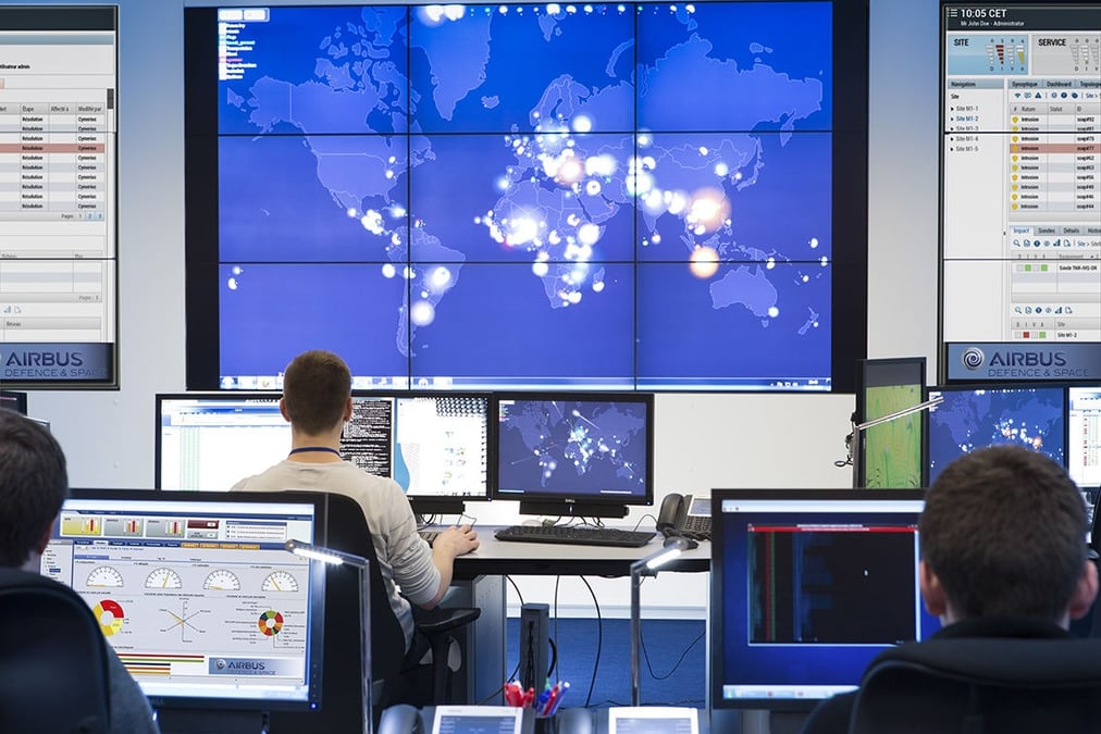 La cyberroom d'Airbus à Elancourt.