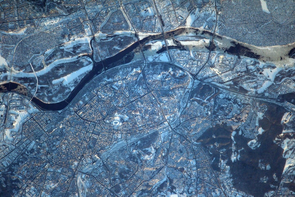 L'île Trukhaniv, à Kiev, vue depuis l’ISS.