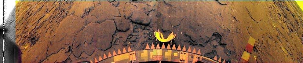 Panorama de Vénus effectué par la caméra de Venera 14.