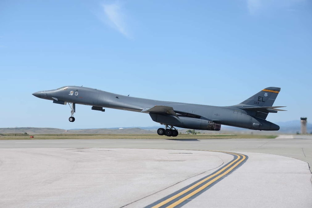 Un B-1B sur la base d'Andersen