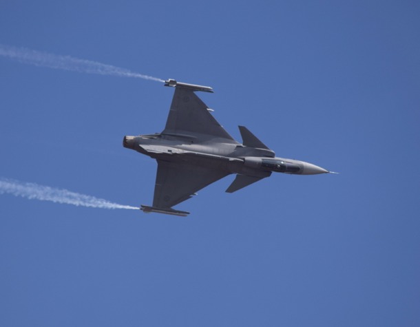 Démonstration en vol du Gripen C à l'occasion du salon Aero India 2017