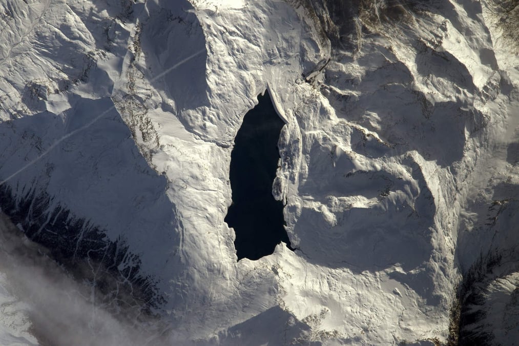 Le lac du Mont-Cenis vu depuis l’ISS.