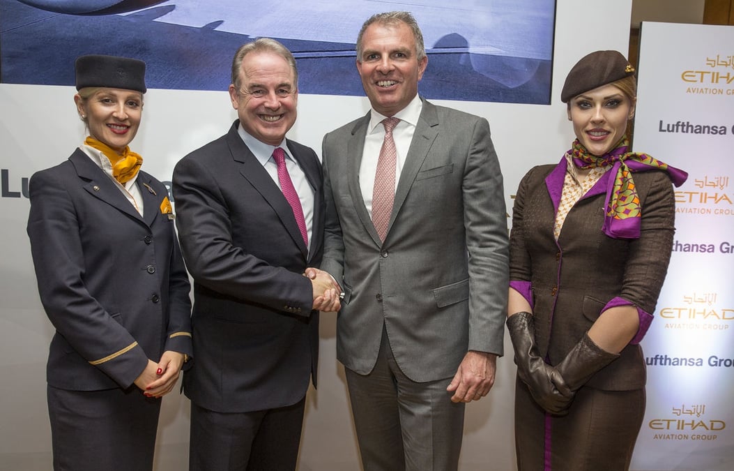 James Hogan, directeur général d'Etihad Group et Carsten Spohr, PDG du groupe Lufthansa