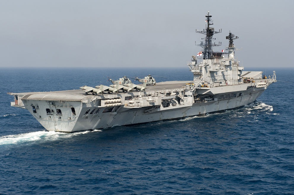 L'INS Viraat a été retiré du service en 2015.