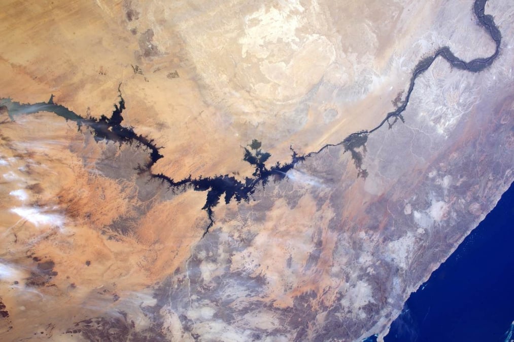 Le lac Nasser et le Nil depuis l’ISS.