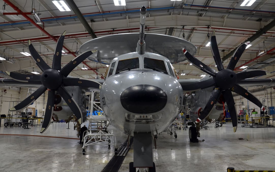 L'Advanced Hawkeye a été équipé d'une perche de ravitaillement
