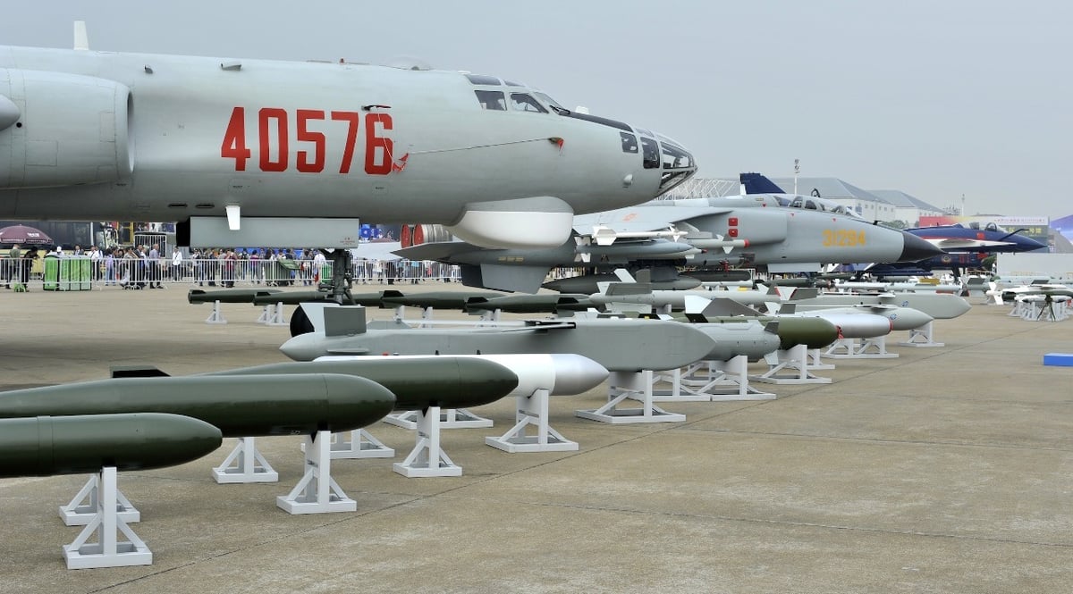 Le prochain China Airshow qui ouvre ses portes le 1er novembre à Zhuhai devrait être l'occasion pour la Chine et Boeing de confirmer les 300 Boeing annoncés en 2015.
