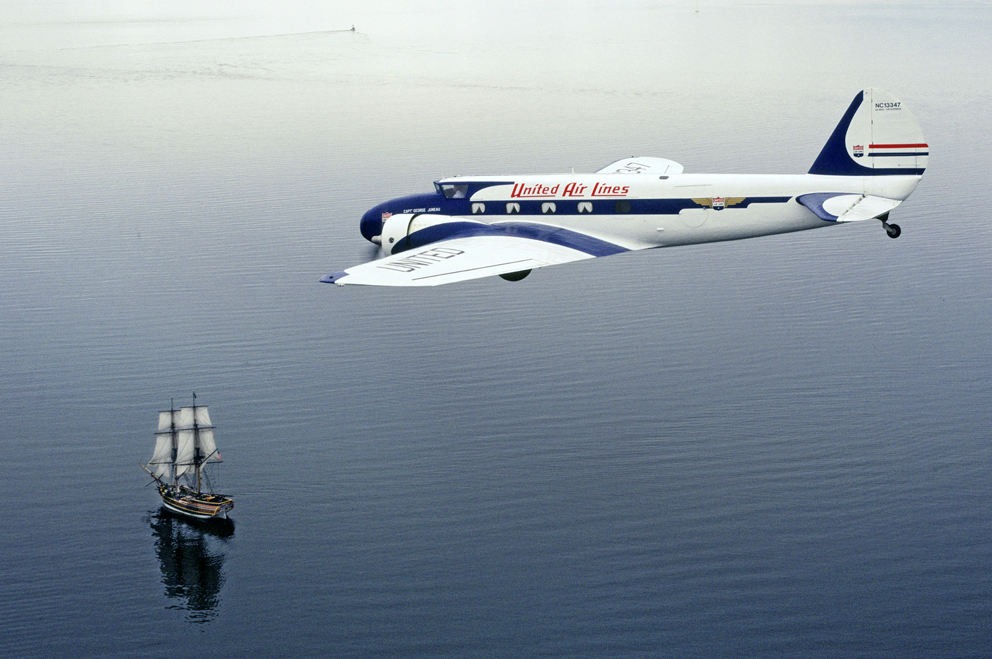 Le DC-3 éclipsa le model 247, lequel connut toutefois un succès d'estime avec 65 exemplaires produits.