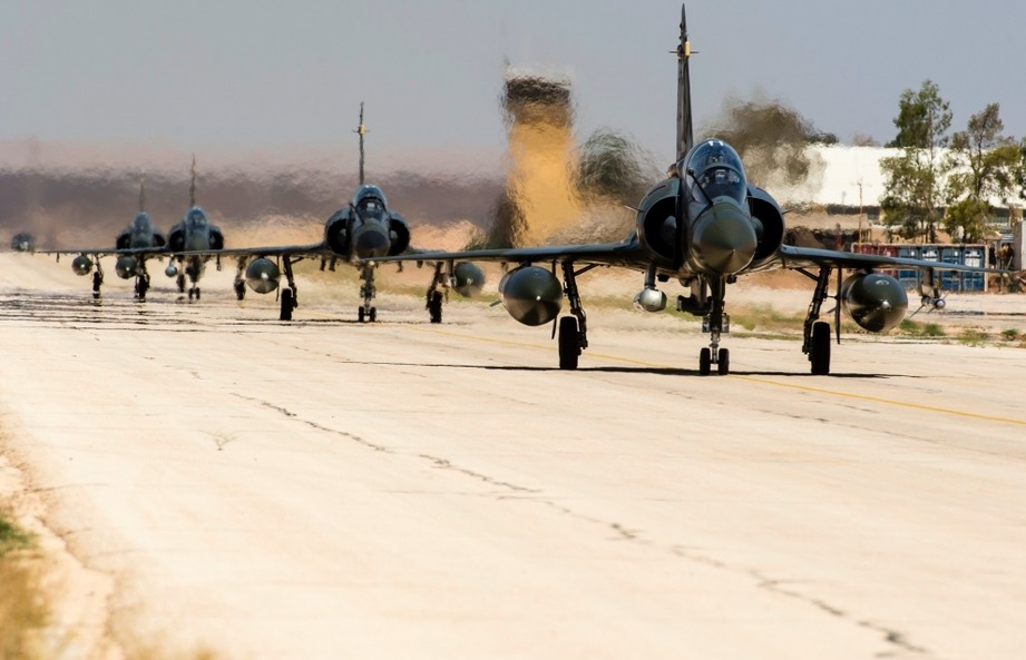 Des Mirage 2000 au décollage en Jordanie