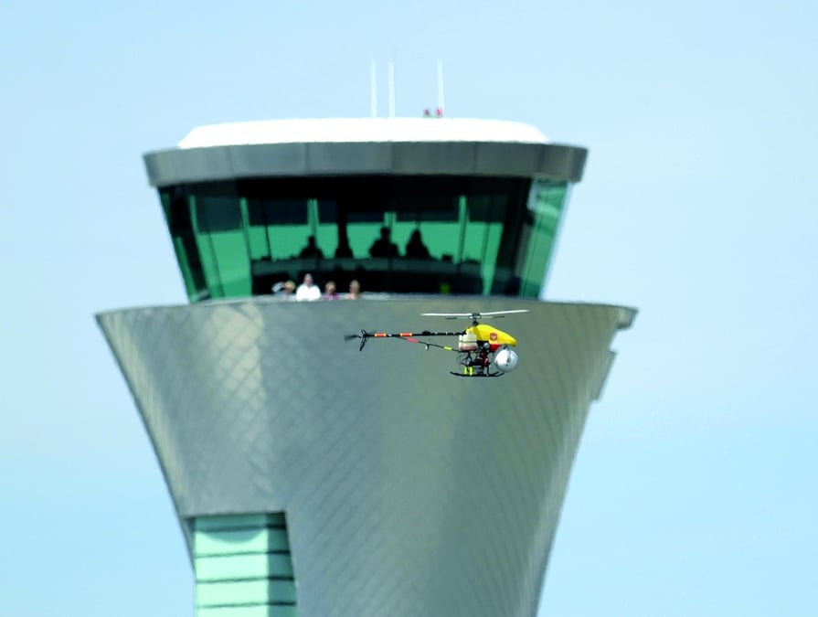 Le groupe de travail créé par l'EASA sur les risques de collision entre drones et avions rendra ses conclusions et recommandations à la fin juillet 2016.