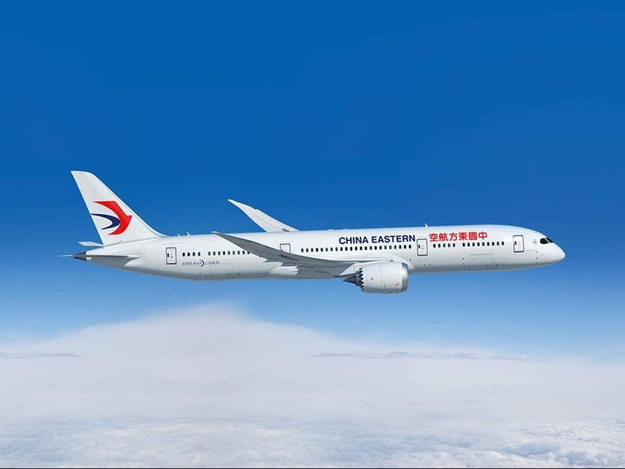 China Eastern Airlines commande 15 Boeing 787-9 mais aussi 20 Airbus A350-900 pour un montant global de plus de 11 Md$.