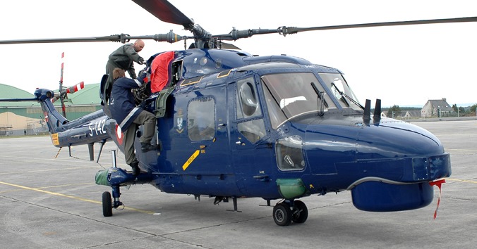 Un Lynx danois sera embarqué sur un BPC de la Marine nationale