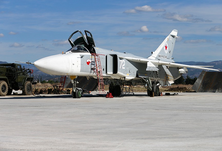 Su-24 de l'armée de l'air russe déployé en Syrie.