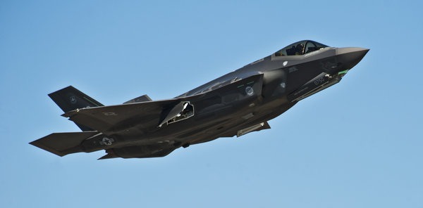 Le parlement danois a approuvé la recommandation du gouvernement d'acheter 27 JSF. La prochaine étape sera la signature du contrat de vente des appareils.