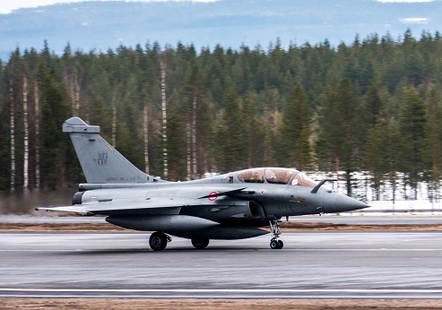 Un Rafale est déployé en Finlande pour des essais réalisés par Dassault