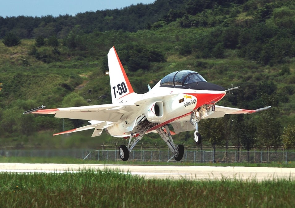 Le T-50A a été finalement retenu et proposé par Lockheed Martin dans le cadre de la compétition liée au du programme d'entraînement avancé des pilotes de l'US Air Force, destiné à définir le successeur au T-38.
