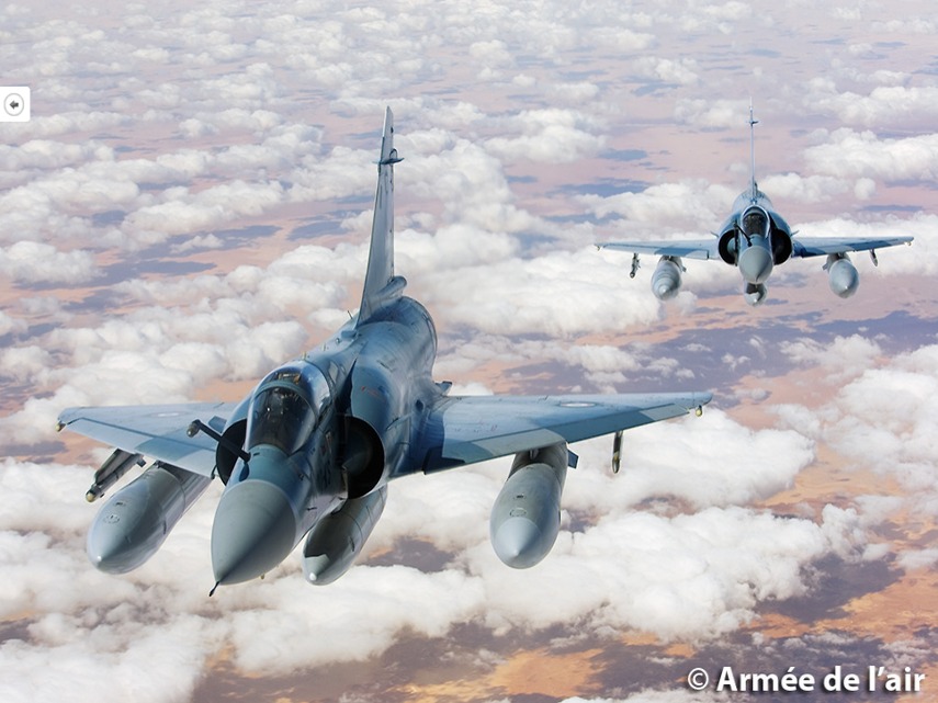 Les Mirage 2000C de l'escadron de chasse 2/5 île-de-France, qui opèrent au Niger, sont désormais dotés de la configuration ouverte. Ils peuvent désormais emporter 4 bombes.