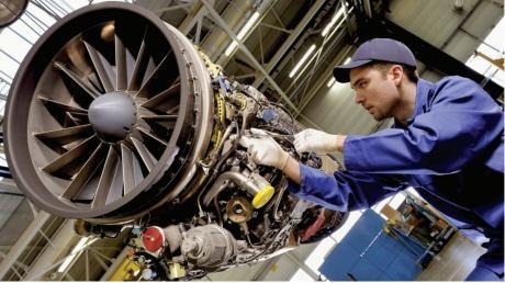 La future tour d'atomisation d'Aubert & Duval pourra fabriquer des poudres en superalliages N18 pour des éléments du moteur Snecma M88 qui propulse le Dassault Rafale.