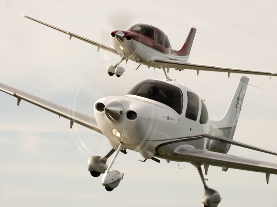 Faire du co-avionnage ou du Ubair n'est pas possible.