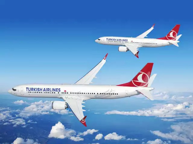 737 MAX