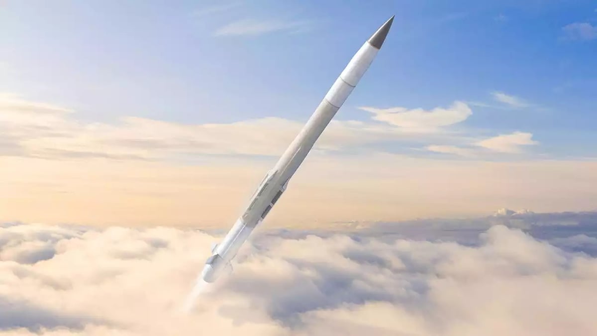 Représentation d'un missile PAC-3 MSE d'une batterie Patriot en vol.